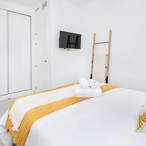 The First Patrocinio Center Apartament Malaga